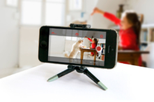 7 cách tái sử dụng điện thoại và máy tính bảng cũ