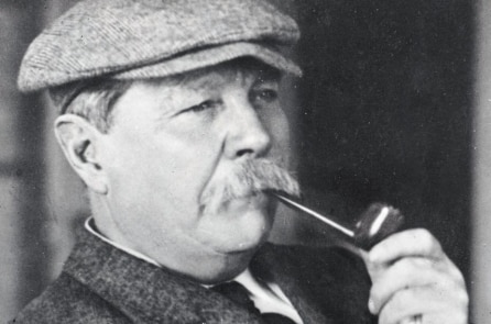 Đôi nét về tác giả tiểu thuyết trinh thám nổi tiếng nhất mọi thời đại Sherlock Holmes