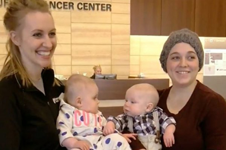 Người mẹ trẻ bị ung thư không thể cho con bú, “thiên thần áo trắng” đã xuất hiện