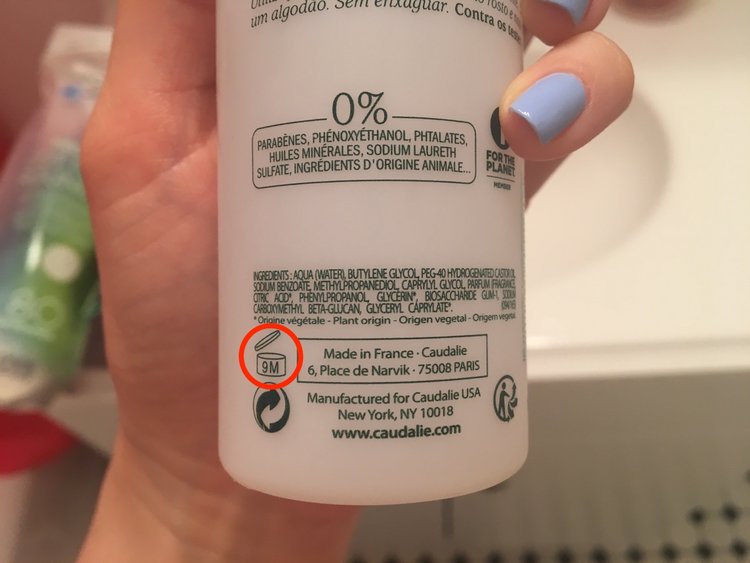 Chai nước toner hiệu Caudalie này có "tuổi thọ lý tưởng" là 9 tháng. (Ảnh: Chloe Pantazi/INSIDER)