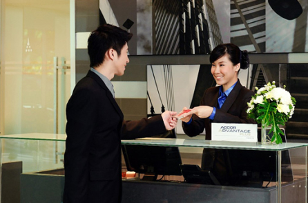 Ứng xử như thế nào khi nghỉ ngơi tại khách sạn 5 sao?