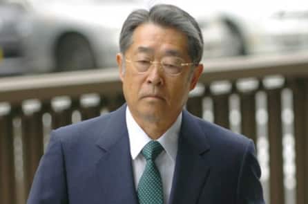 Cách ông chủ Nhật đối xử với người ăn mày làm rung động lòng người