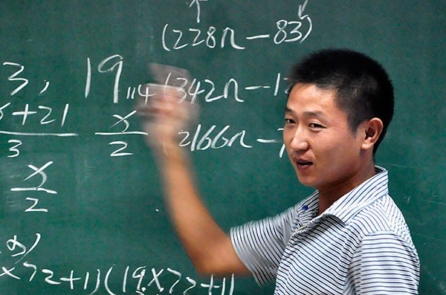 Trung Quốc: Người giao hàng tự mày mò giải vấn đề toán hóc búa