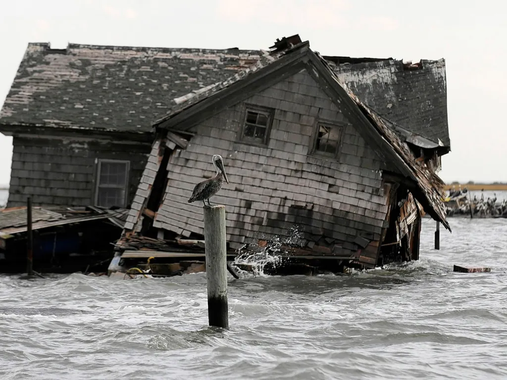 abandoned last house on holland island maryland