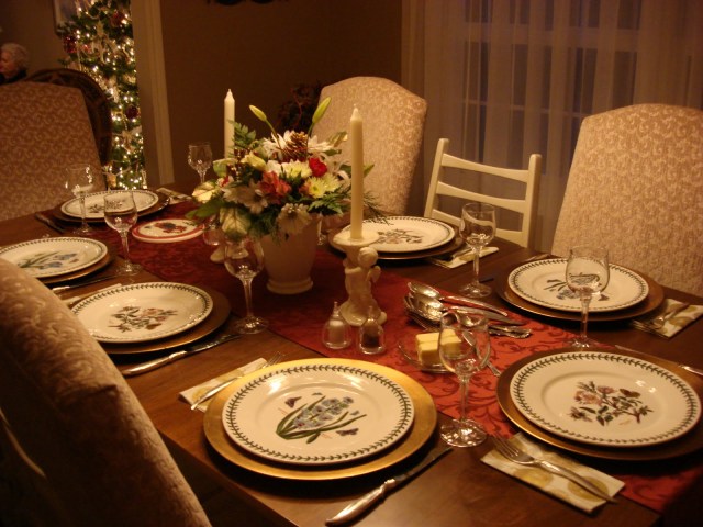 Image result for table arrangements for dinner