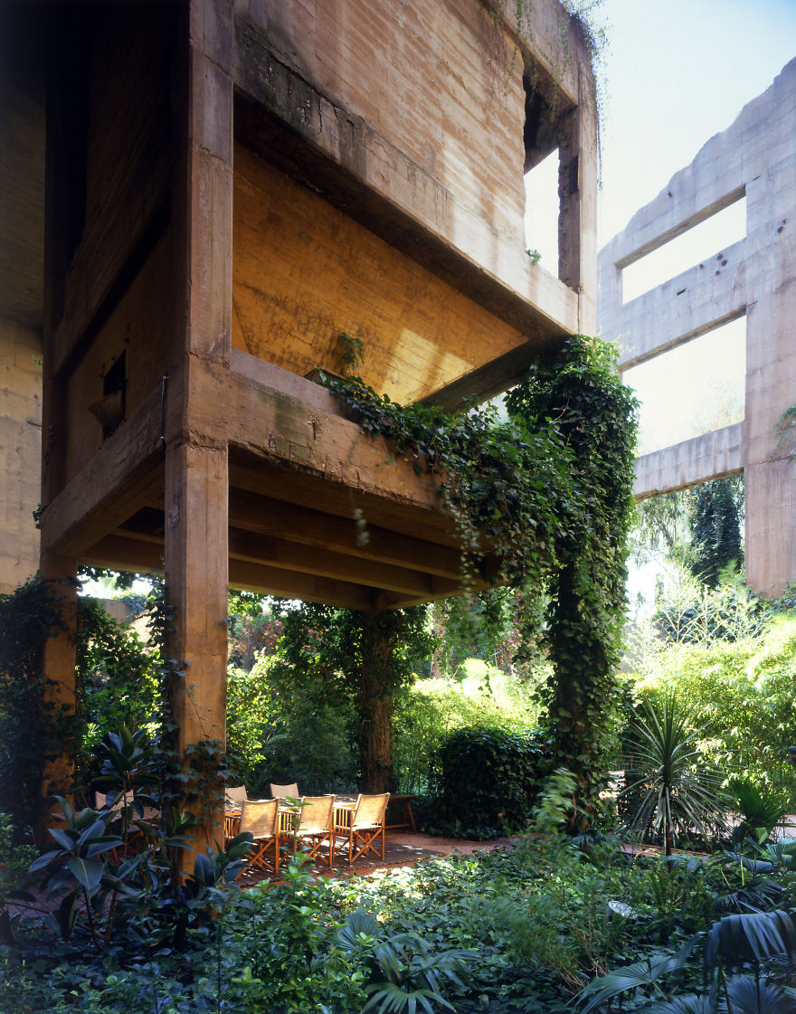 cement factory renovation la fabrica ricardo bofill 10 58b3e21591137 880