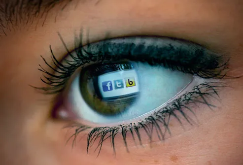 getty rm photo of eye reflecting computer screen