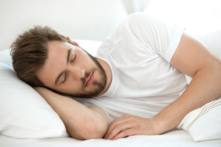 5 cách để ngủ ngon hơn sau khi phải làm việc trí óc vào buổi tối