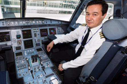 Phi công tiết lộ 9 bí mật các hãng hàng không không muốn hành khách biết