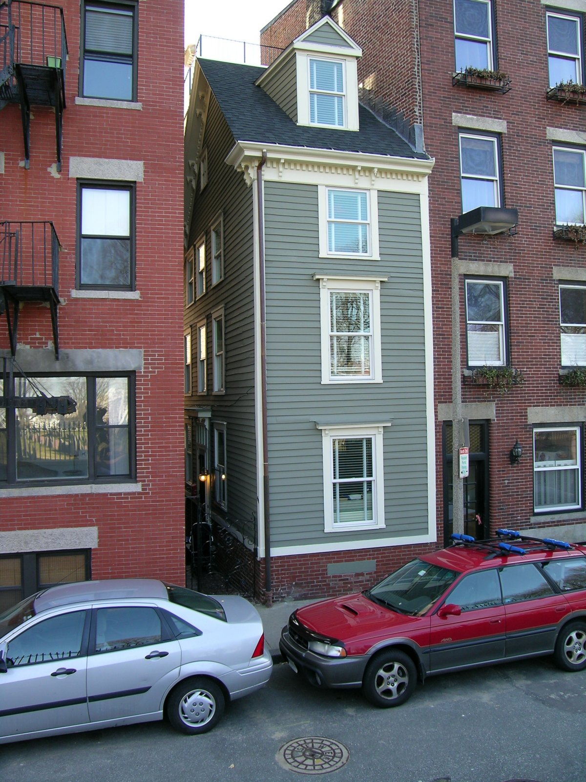 the skinny house in boston massachusetts usa