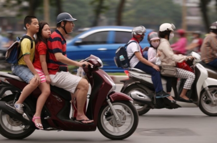 Người Việt đang giàu lên hay nghèo đi?
