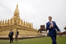 Obama tới Lào khi Viêng Chăn xa lánh Trung Quốc, ngả về phía Việt Nam?