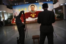 Nhà máy Nga khai trương bảng tưởng niệm Kim Jong Il