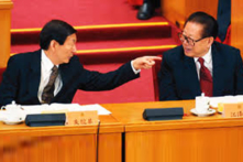 Sách về Chu Dung Cơ tái bản: Có ẩn tình?