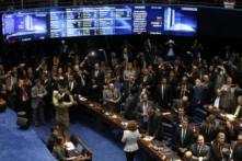 Vì sao Tổng thống Brazil bị bãi nhiệm?