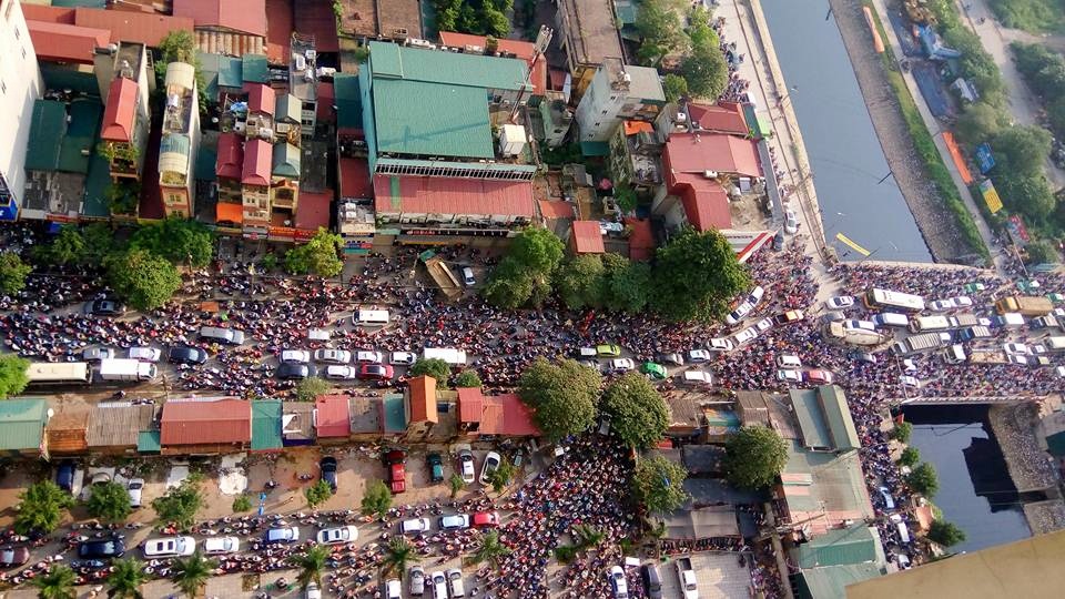 Ùn tắc giao thông tại Cầu Tó - Thanh Trì, Hà Nội sáng 20/9/2016. (Ảnh: FB Đào Ngọc Cương)