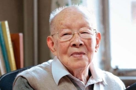 Cụ ông 111 tuổi chia sẻ 5 bí quyết sống thọ