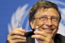 Bill Gates: Tôi thà ôm cá mập còn hơn lại gần côn trùng hút máu