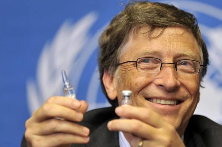 Bill Gates: Tôi thà ôm cá mập còn hơn lại gần côn trùng hút máu