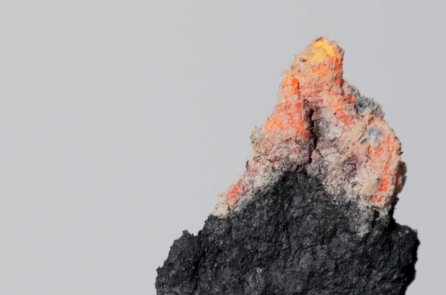 Quen mà lạ: Vẻ đẹp khi các nguyên tố hóa học bị đốt cháy (video)