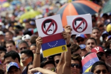 Biểu tình quy mô lớn tại Venezuela