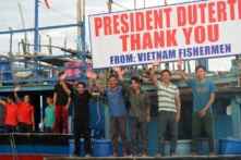 Tổng thống Philippines thả ngư dân Việt Nam
