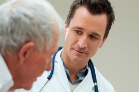 Tâm sự của chuyên gia bệnh lý học thâm niên: “Bác sĩ vĩnh viễn là bất lực”