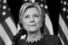 Tai họa của Hillary Clinton sẽ bắt đầu nếu bà đắc cử