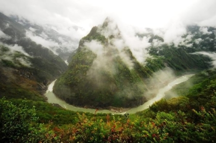 4 bí ẩn lớn của hẻm núi Yarlung Zangbo ở Tây Tạng