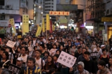 Hồng Kông: Hơn chục ngàn người biểu tình phản đối Trung Quốc diễn giải luật pháp