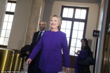 Ban vận động của Clinton yêu cầu điều trần vụ Nga can thiệp bầu cử Mỹ