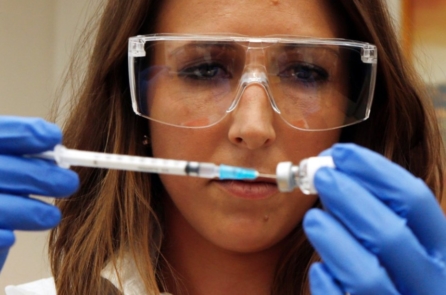 Vắc-xin Ebola mới được chứng minh hiệu quả 100%