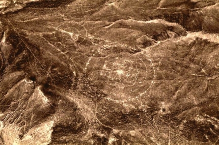 Phát hiện mandala của Ấn Độ cổ trong những hình vẽ trên cao nguyên Nazca, Peru