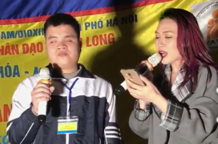 Ca sĩ Mỹ Tâm sưởi ấm đêm Giáng sinh bằng hành động ý nghĩa