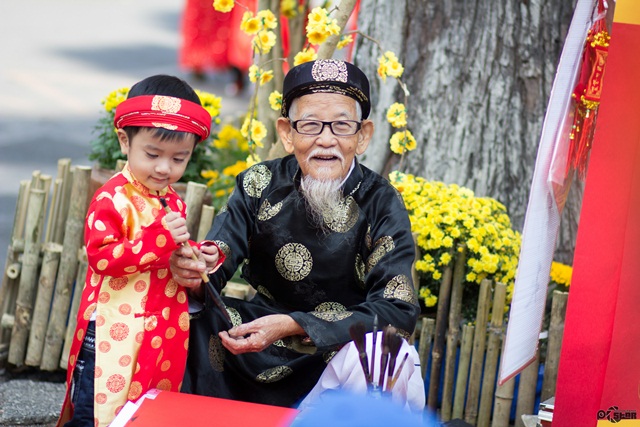 Năm Đinh Dậu mạn đàm chữ "An"