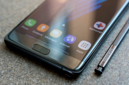 Samsung công bố chi tiết lỗi pin gây phát nổ Note 7 (video)