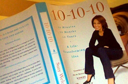 Hãy áp dụng quy tắc 10/10/10 khi bạn phải ra những quyết định khó khăn