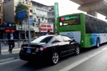 Buýt nhanh BRT: Thí điểm lắp dải phân cách cứng xong trước Tết Nguyên đán