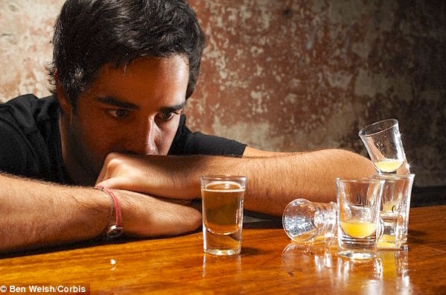 ‘Cẩm nang toàn tập’ phòng chống say xỉn cho người hay phải uống rượu bia