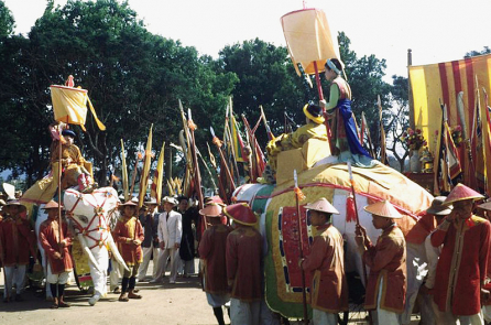 Ngẫm về lễ hội xưa