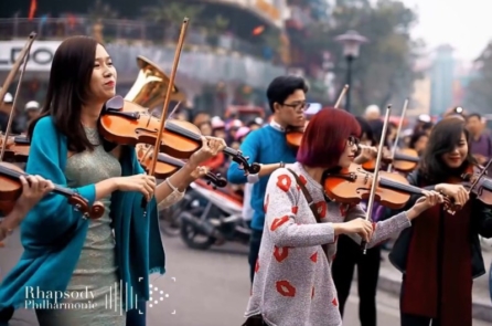 Không chỉ London Orchestra, phố đi bộ Hà Nội từng đón một dàn giao hưởng Việt