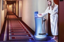 Vài thập niên tới, ngay cả giáo viên, luật sư cũng có nguy cơ thất nghiệp vì robot