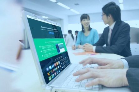Công nghệ core-banking lạc hậu và vòng luẩn quẩn khiến hệ thống ngân hàng Việt yếu kém