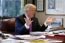 Trump nói với Fox News ông chỉ ngủ 4 – 5 giờ mỗi đêm (video)