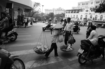 Hơn 1.500 người, hơn 240 triệu đồng và 2 ngày