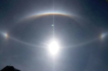 Gia Lai: Quầng sáng kỳ lạ quanh mặt trời sáng 17/3 (video)