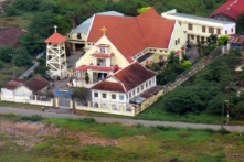 Ký sự: Nhà thờ Thủ Thiêm – Di sản của mất mát