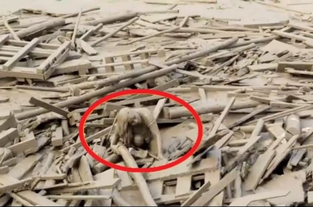 Người phụ nữ sống sót kỳ diệu trong vụ lở đất kinh hoàng ở Peru (Video)