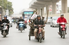 Nếu thu hồi 2,5 triệu xe máy cũ nát, chủ xe có được hỗ trợ hay không?