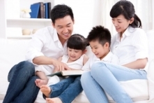 “Đọc sách là khoảng thời gian vui vẻ nhất của gia đình tôi”